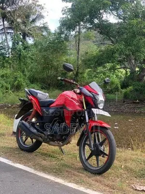 Honda Twister 2018