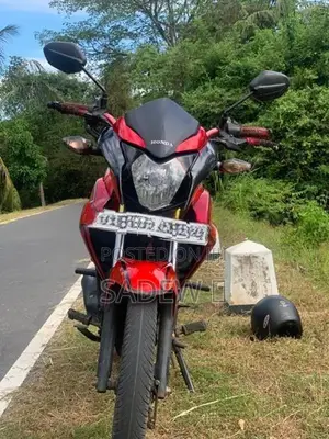 Honda Twister 2018