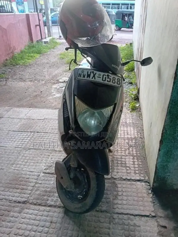 Honda Dio 2011