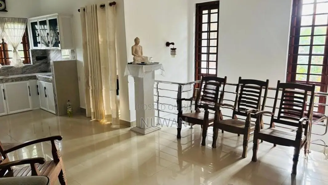 Fully Furnished Upstair House for Rent in Kesbewa