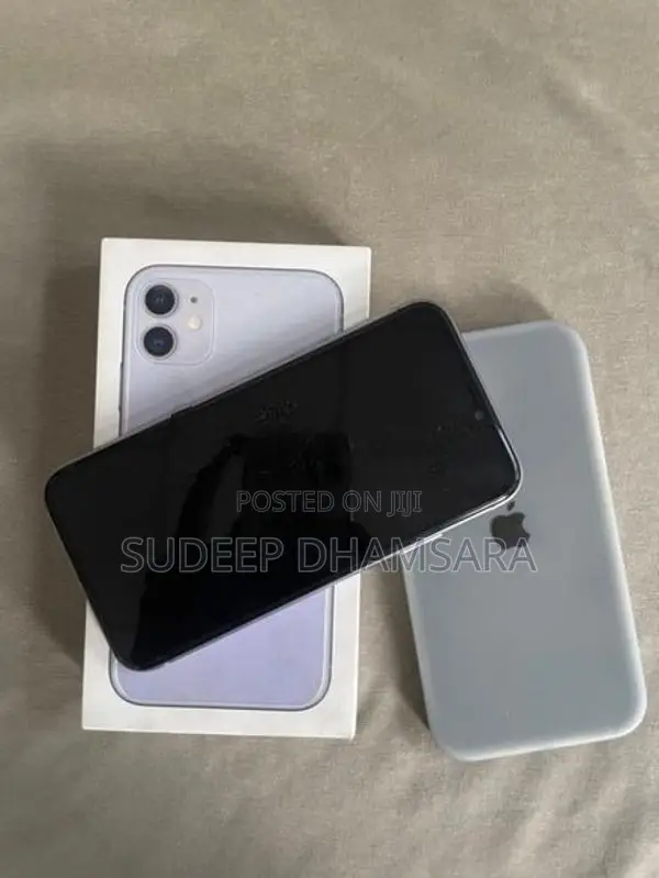 Apple iPhone 11 256GB (Used)