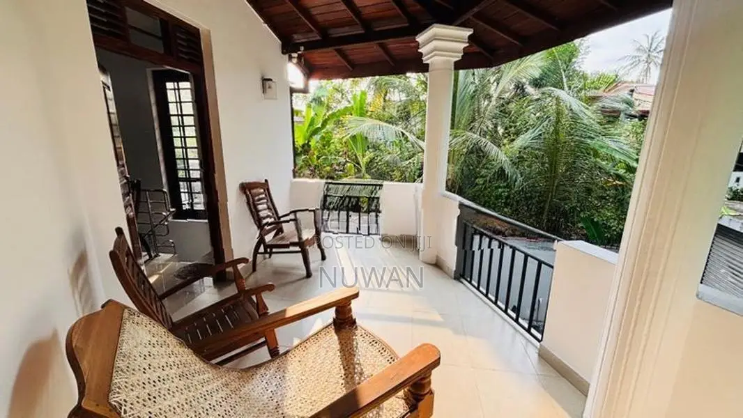 Fully Furnished Upstair House for Rent in Kesbewa