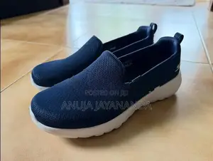 Skechers Go Walk