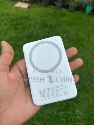 Magnetic Wireless Charging Power Bank