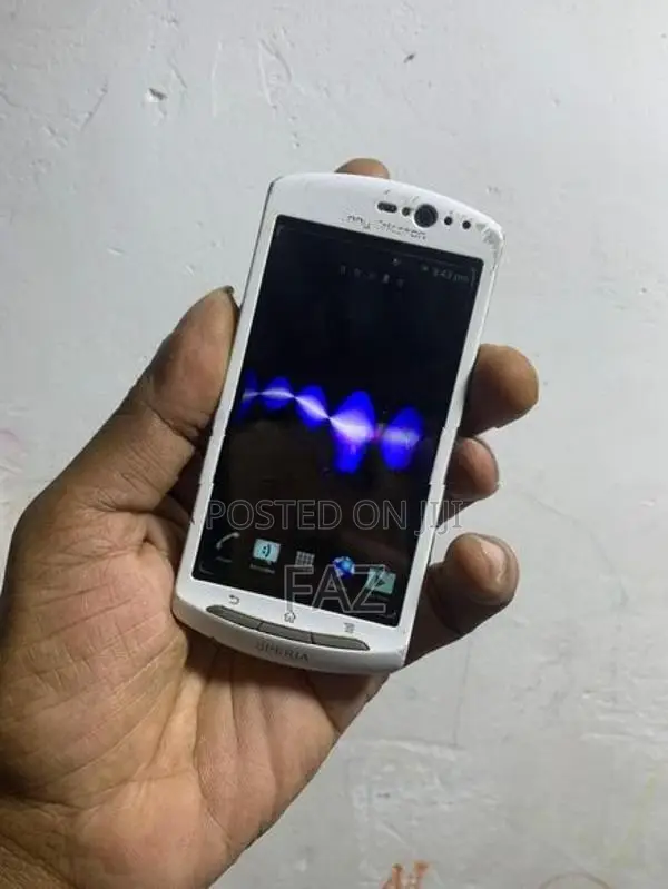 Sony Ericsson Xperia Neo V (Used)