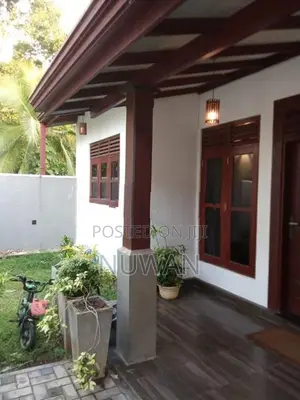 3 Bedrooms House for Sale in Batuwandara, Kesbewa.