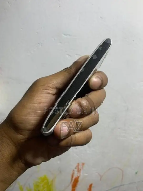 Sony Ericsson Xperia Neo V (Used)