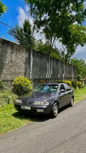 Nissan Sunny FB 14 1997