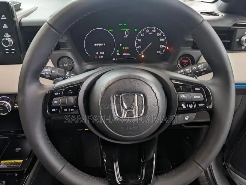 Honda Vezel Z PLAY MOON ROOF 2026