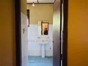 මල්වාන නිවසක් විකිණීමට