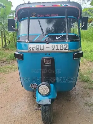 Bajaj RE Three Wheeler 2009