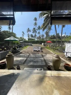 Prime Commercial Hotel for sale in Thalpe