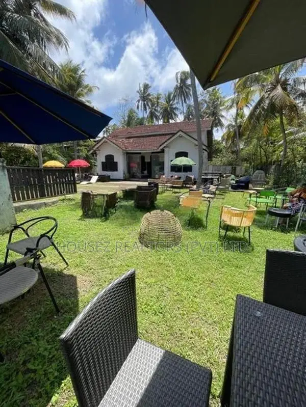 Prime Commercial Hotel for sale in Thalpe