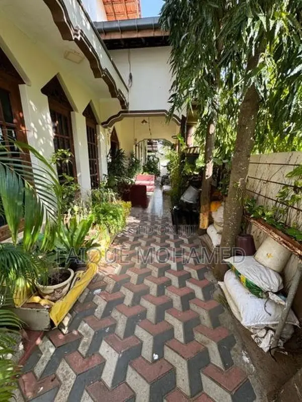 House for Sale Near Hasanath Masjith Puttalam