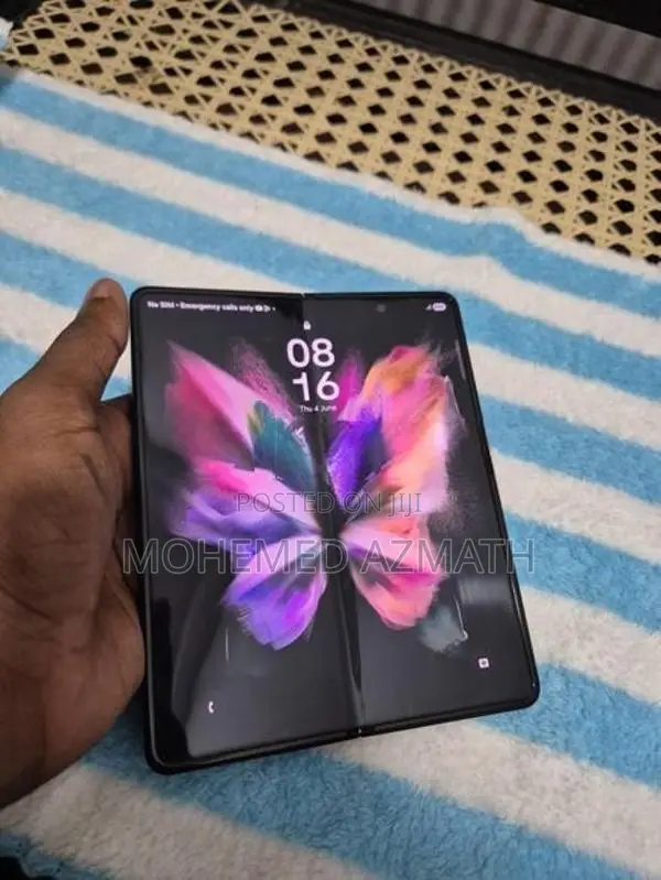 Samsung Galaxy Z Fold3 (Used)