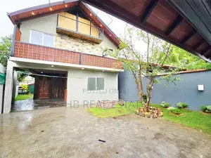 Architecture Designed Luxury Villa Type Modern House Piliyandala