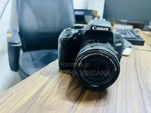 Canon 800D