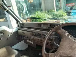 Isuzu Fargo Lorry 1994
