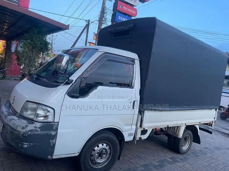 Mazda Bongo 2005