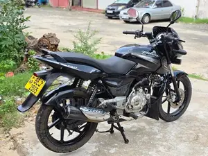Bajaj Pulsar 150 2016