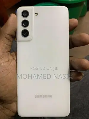 Samsung Galaxy S21 FE (Used)