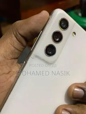 Samsung Galaxy S21 FE (Used)