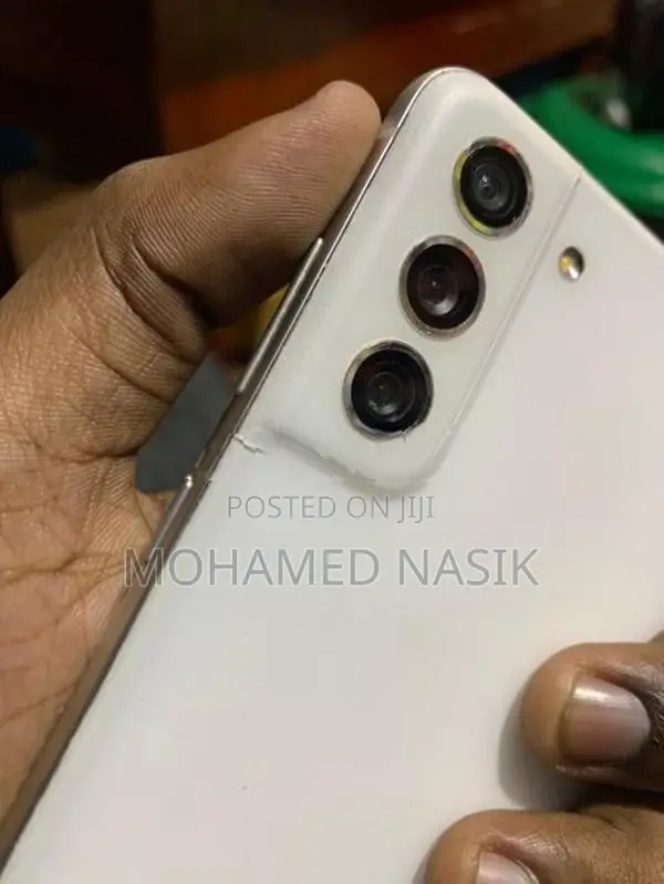 Samsung Galaxy S21 FE (Used)