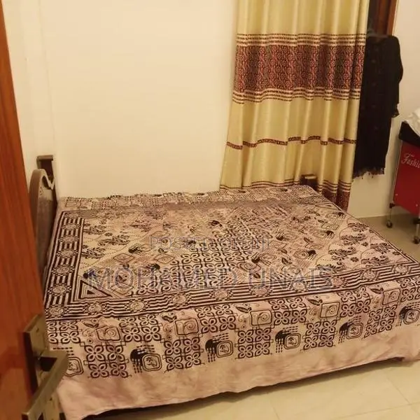 Bed with Mattress