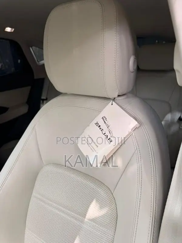 Jaguar E-Pace Premium 2020