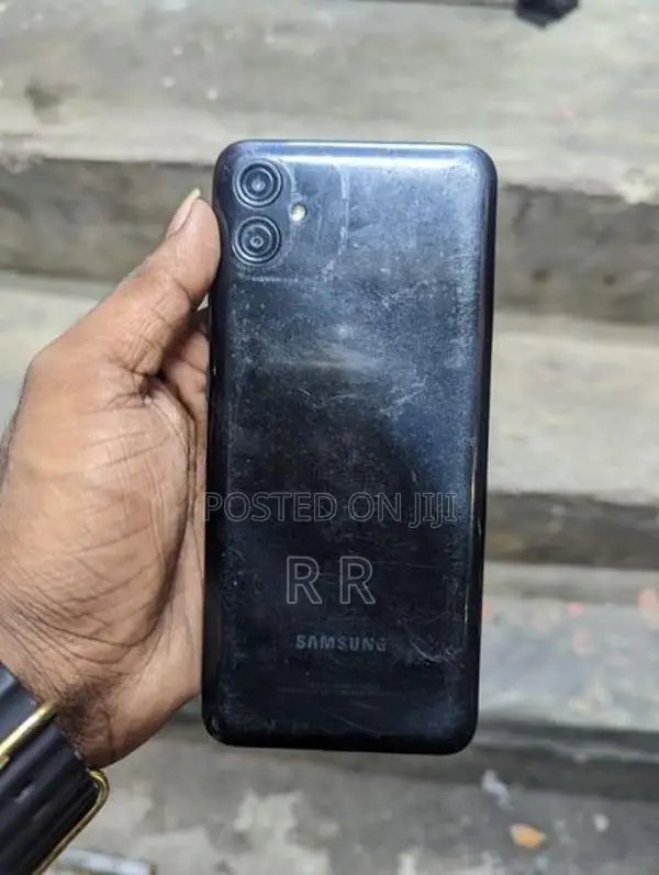 Samsung Galaxy A04e (Used)