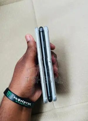 Apple iPhone 8 (Used)