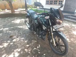 TVS Apache 2016