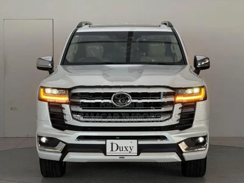 Toyota Land Cruiser Sahara LC300 ZX 2026