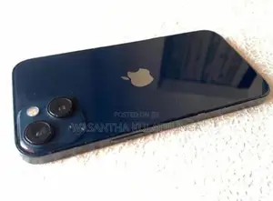 Apple iPhone 13 (Used)