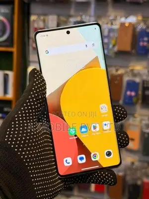 Vivo V27 Pro 5G 12/256GB (Used)
