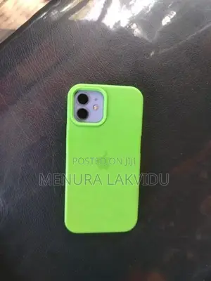 Apple iPhone 12 (Used)