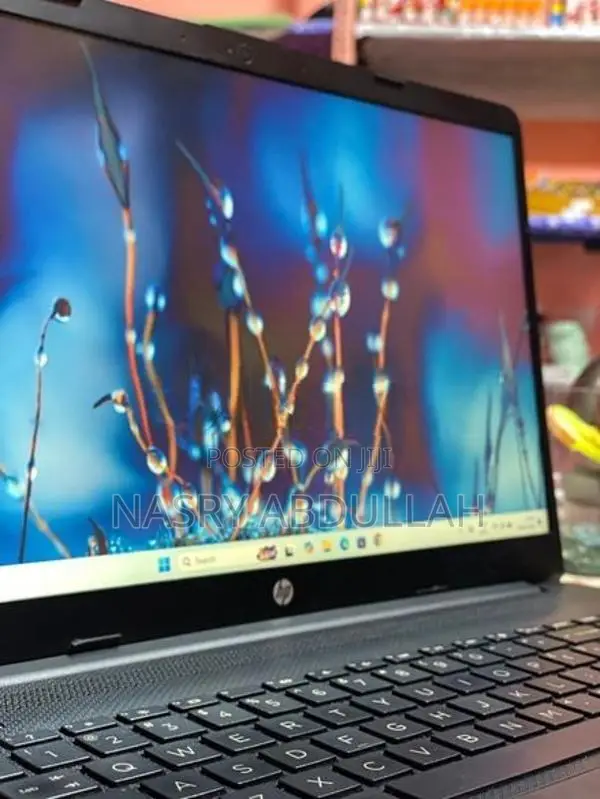 HP i3 Laptop