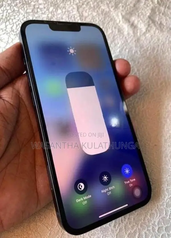 Apple iPhone 13 (Used)