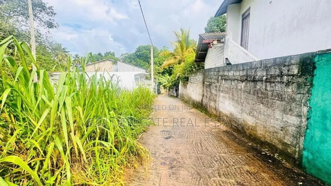 Kadawatha Webada Road Ideal Residential Land for Sale