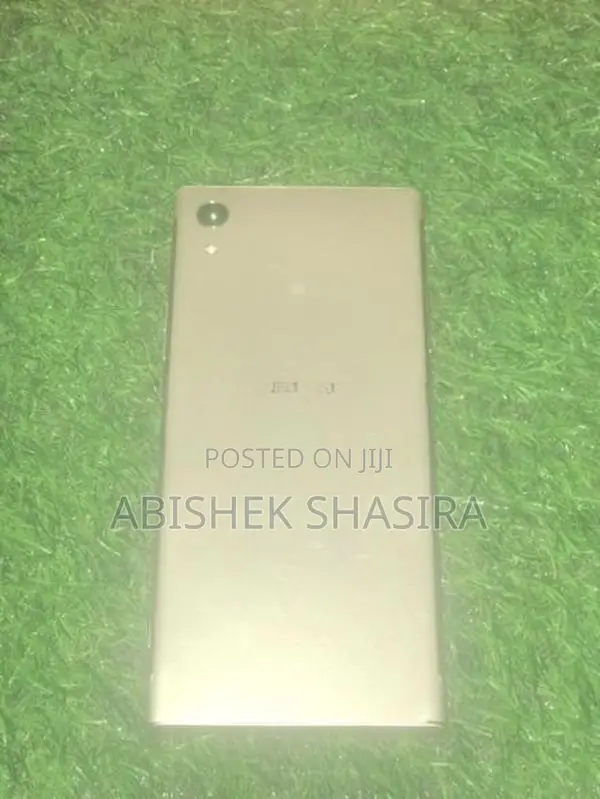 Sony Xperia XA1 (Used)
