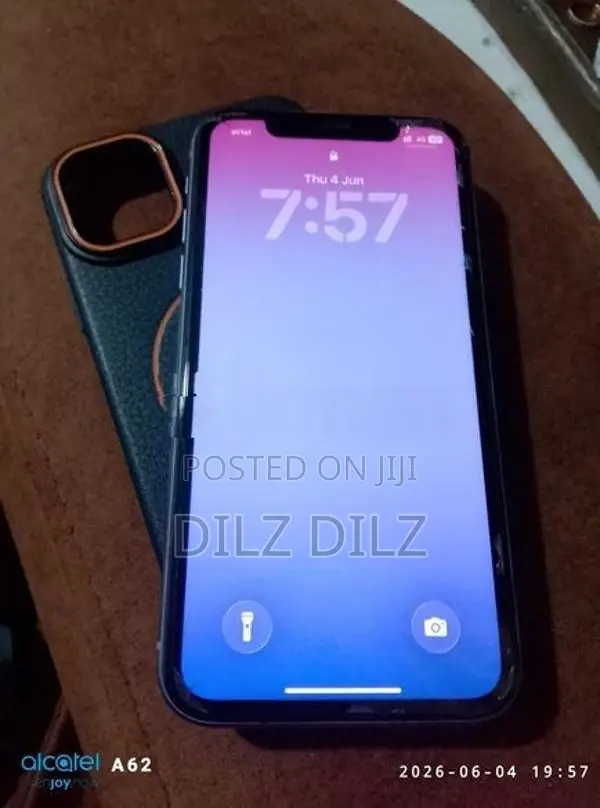 Apple iPhone 11 64GB (Used)