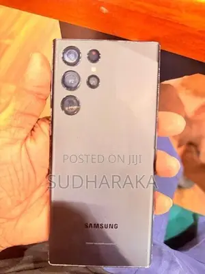 Samsung Galaxy S22 Ultra (Used)