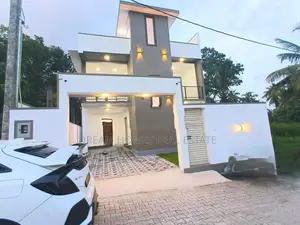 Spacious 4 Bedroom House for Sale in Kottawa