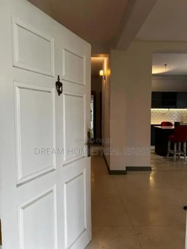 Modern 2 Bedroom Furnished House for Rent Battaramulla