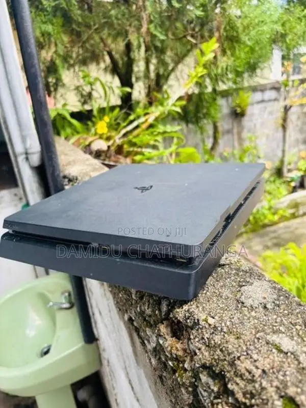 PlayStation 4