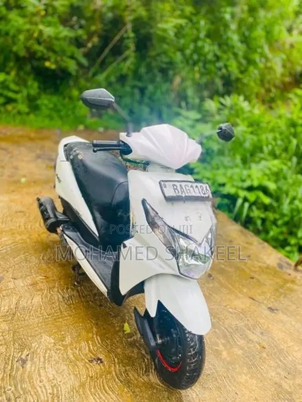 Honda Dio 2013