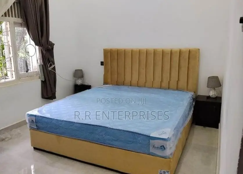 New 6*6 Luxury Cushion Divan Bed with Mattresses