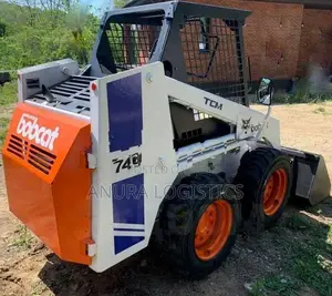 BobCat 743 Loader