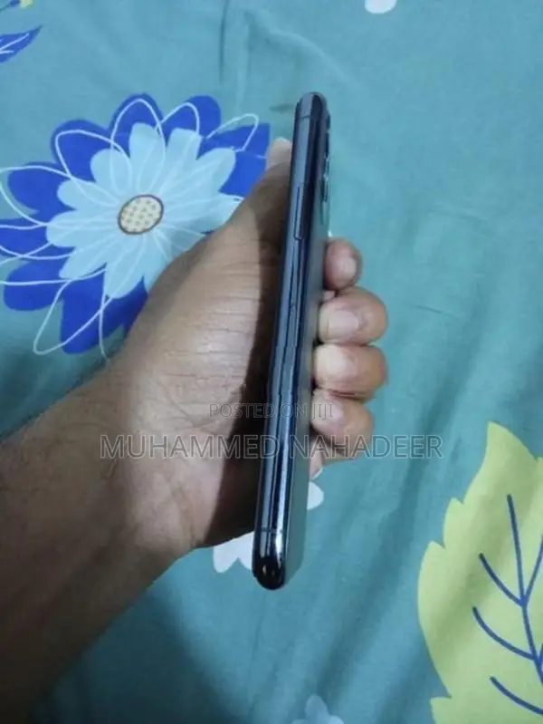 Apple iPhone 11 Pro (Used)