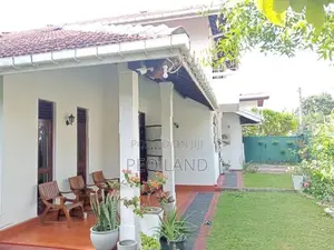 (HH256) Two Storey House for Sale in Kadawatha